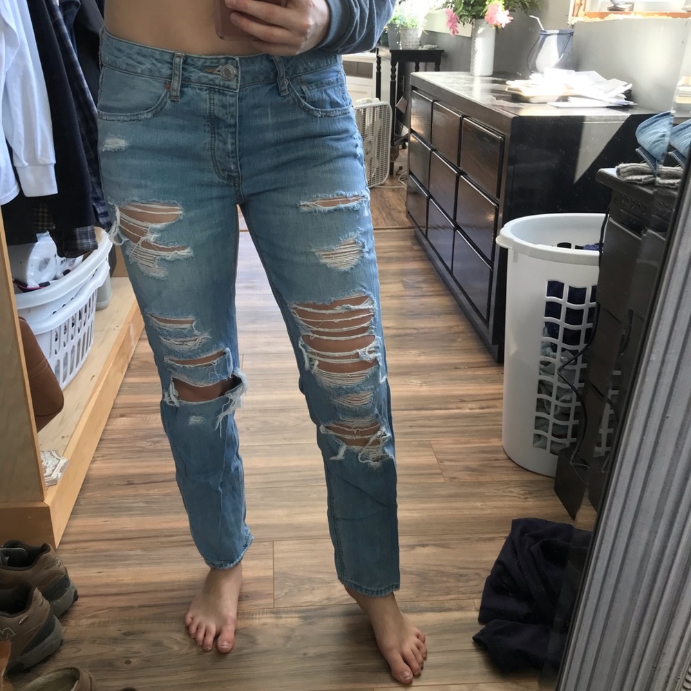 Light wash jeans